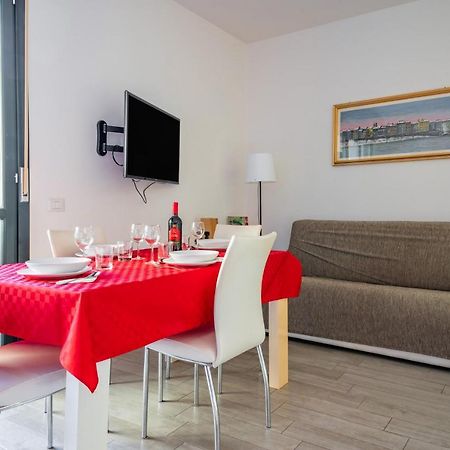 Parma Residential Apartment Con Balcone Eksteriør bilde