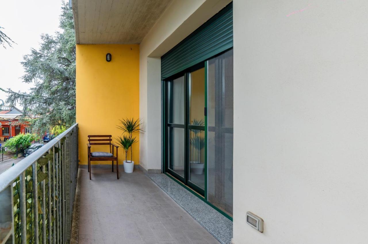Parma Residential Apartment Con Balcone Eksteriør bilde